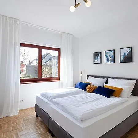 Zentrale By Zachastay *
